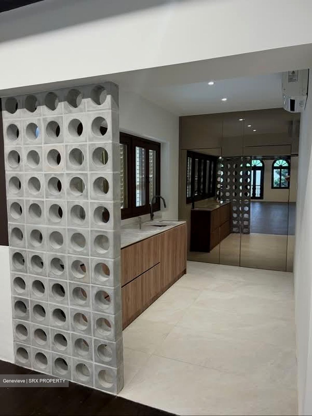 Telok Ayer Conservation Area (D1), Shop House #564628631